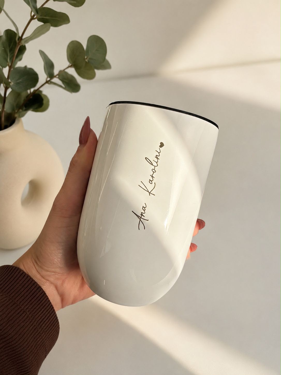 Personalizamos com nome, frase ou logo da empresa, desenhos , tornando-o uma excelente opção para presentes e kits corporativos.